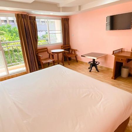A.A. Pattaya Golden Beach Hotel Exterior foto